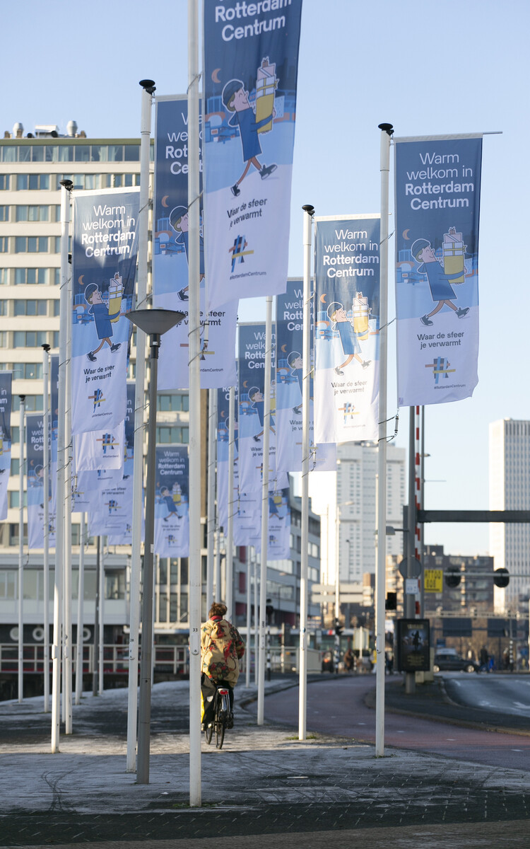 Vlaggenparade Tomas Mutsaers Rotterdam Centrum 013