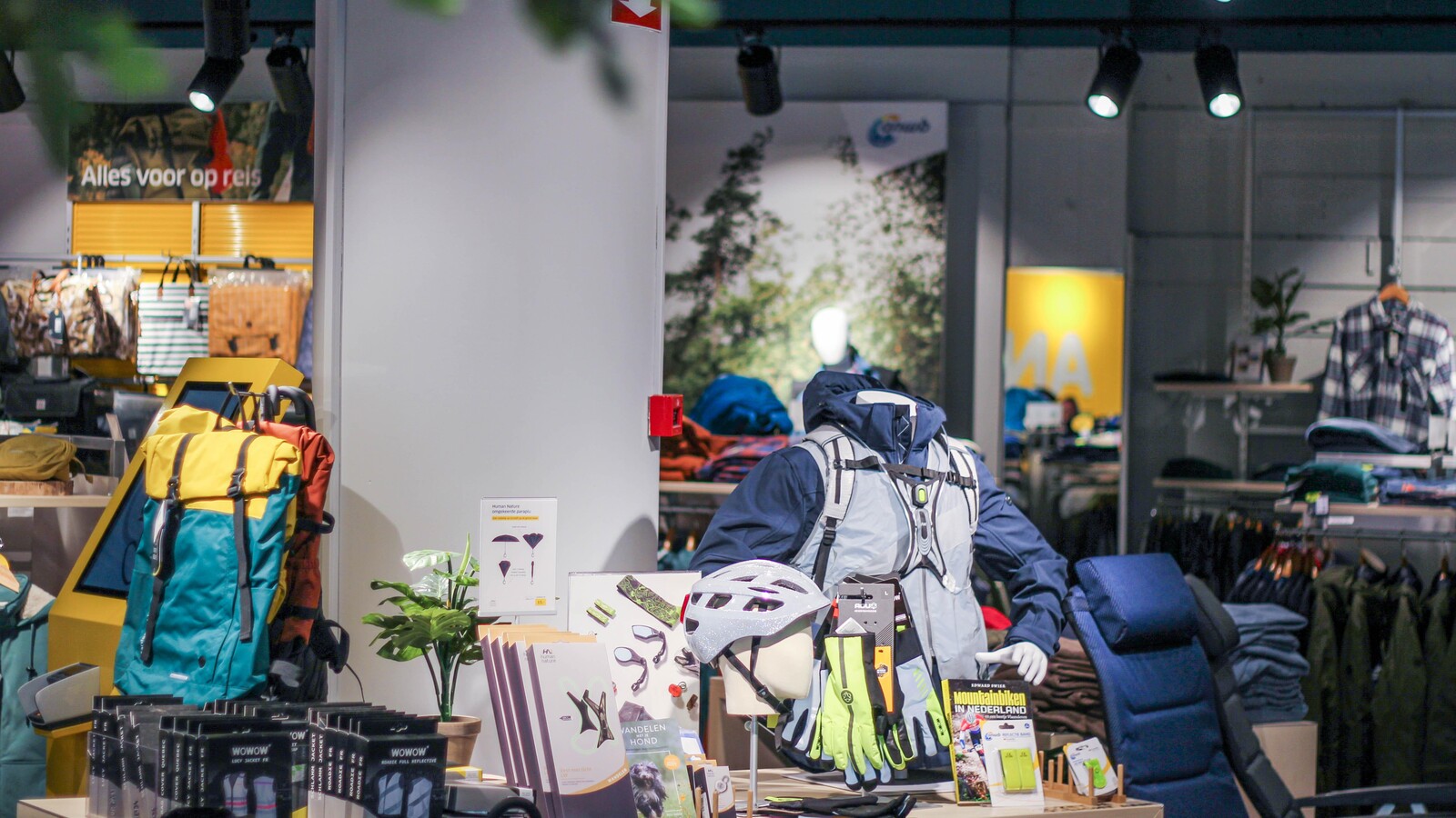 ANWB winkel assortiment kleding Rotterdam